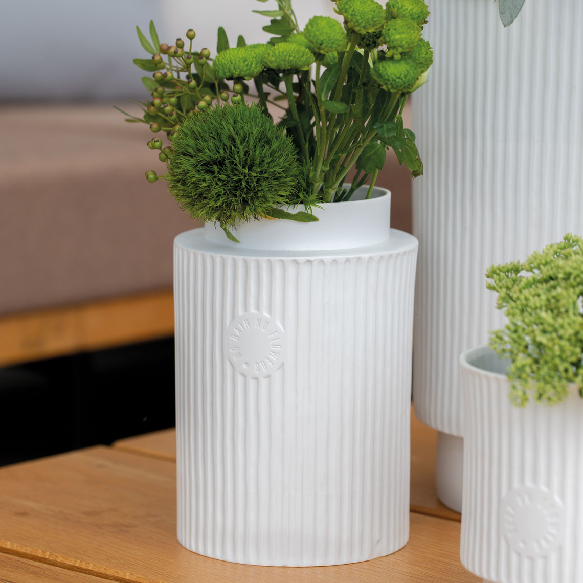 LIVING Hausfreunde Vase "No rain no Flowers" von Räder