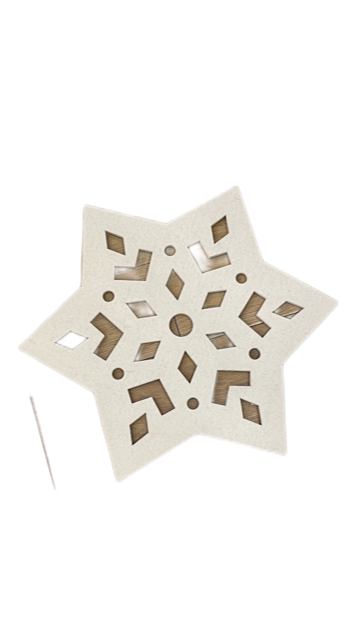 hey Sternenuntersetzer mit Lochmuster 35cm, Filzstärke 5mm, Farbe "Wollweiß"/ Restbestand